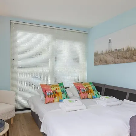 Oda ve Kahvaltı Beachhouse Oase Aan Zee 3*
