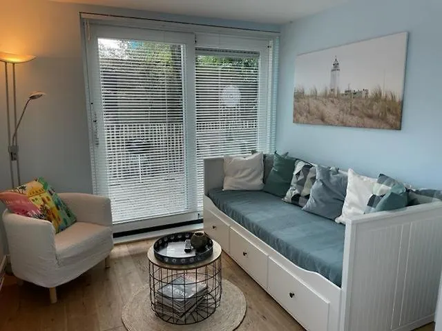 Beachhouse Oase Aan Zee Bed & Breakfast 3*